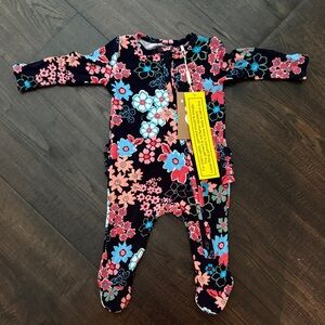 NWT Angel Dear Onsie 0-3 Months
